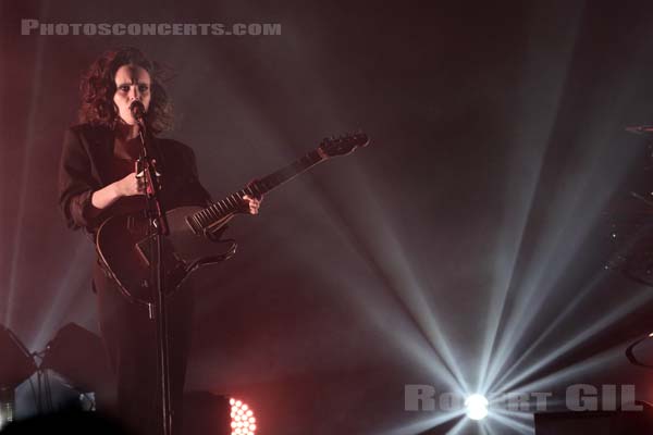 ANNA CALVI - 2019-01-30 - PARIS - Salle Pleyel - 